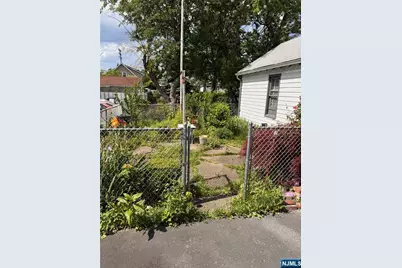 235 Dundee Avenue 1 #1, Paterson, NJ 07503 - Photo 19