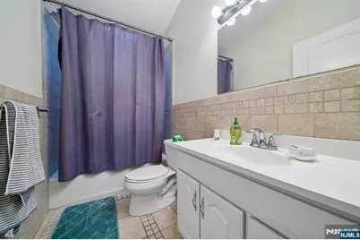 268 Bell Avenue, Lodi, NJ 07644 - Photo 21