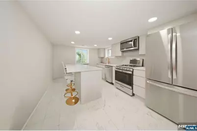 596 Moonachie Avenue, Wood Ridge, NJ 07075 - Photo 9