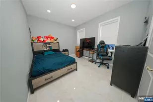 596 Moonachie Ave, Wood Ridge, NJ 07075 - Photo 5