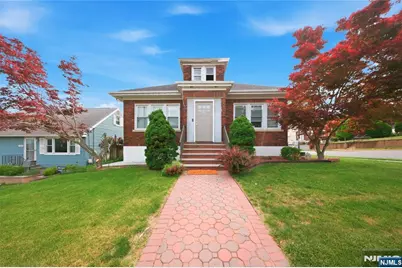 596 Moonachie Avenue, Wood Ridge, NJ 07075 - Photo 1