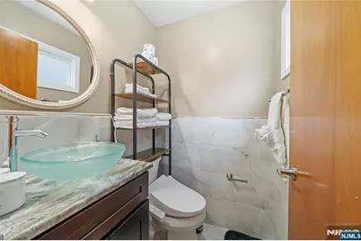 857 Avenue C, Bayonne, NJ 07002 - Photo 15