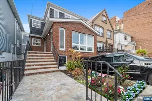 857 Avenue C, Bayonne, NJ 07002 - Photo 1