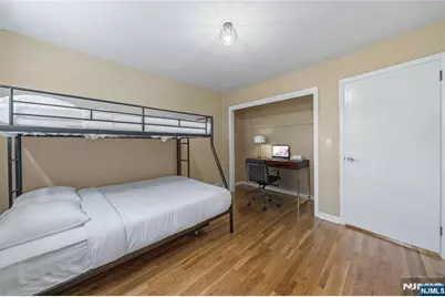 857 Avenue C, Bayonne, NJ 07002 - Photo 9