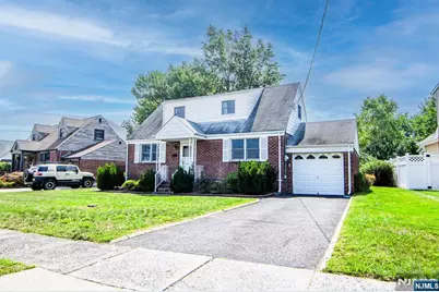 40 Westwood Drive, Fair Lawn, NJ 07410 - Photo 3