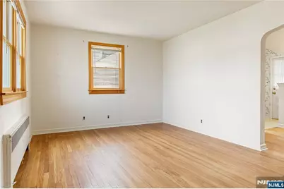 40 Westwood Drive, Fair Lawn, NJ 07410 - Photo 5