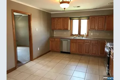 313 Copeland Avenue, Lyndhurst Township, NJ 07071 - Photo 11