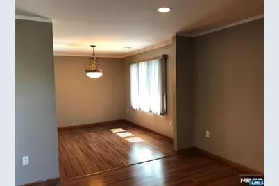 313 Copeland Avenue, Lyndhurst Township, NJ 07071 - Photo 5