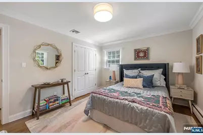 369 Voorhis Avenue, Wyckoff Township, NJ 07481 - Photo 17