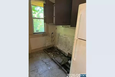 39 Newton Place, Irvington, NJ 07111 - Photo 7