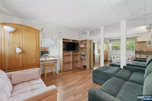 73 Highland Ave, Bergenfield, NJ 07621 - Photo 15