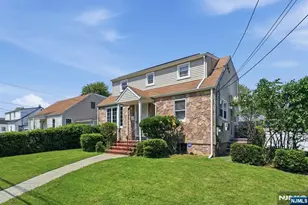73 Highland Ave, Bergenfield, NJ 07621 - Photo 3