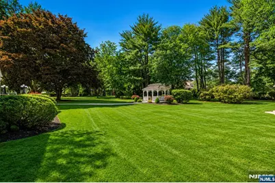 690 Soldier Hill Road, Oradell, NJ 07649 - Photo 3