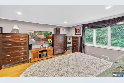 69 Peach Hill Court, Ramsey, NJ 07446 - Photo 17