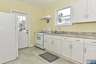 52 Central Ave, Butler, NJ 07405 - Photo 9