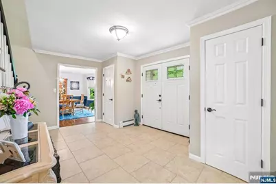 38 Howell Drive, Verona, NJ 07044 - Photo 5