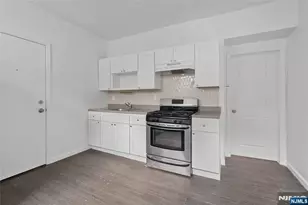 8-10 N 3rd St, Paterson, NJ 07522 - Photo 17