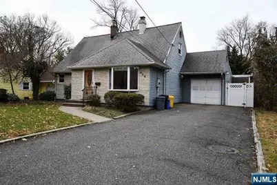 628 River Road, Teaneck Township, NJ 07666 - Photo 17