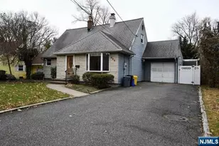 628 River Rd, Teaneck Township, NJ 07666 - Photo 17