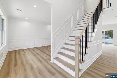 137 Platt Avenue, Saddle Brook Township, NJ 07663 - Photo 3