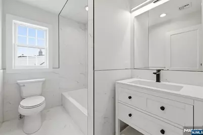 137 Platt Avenue, Saddle Brook Township, NJ 07663 - Photo 23
