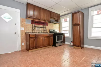 72 Newark Avenue, Paterson, NJ 07503 - Photo 7