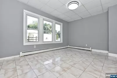 72 Newark Avenue, Paterson, NJ 07503 - Photo 5