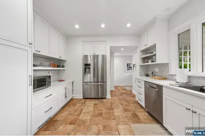 14 Holland Terrace, Montclair, NJ 07042 - Photo 15