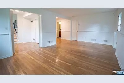 338 Main Street, New Milford, NJ 07646 - Photo 3