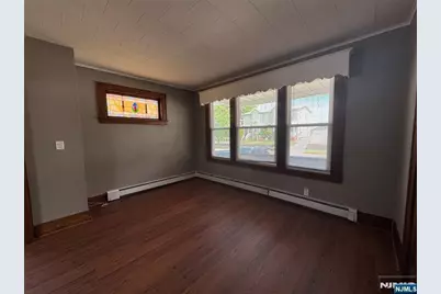 138 Carlton Avenue, East Rutherford, NJ 07073 - Photo 7