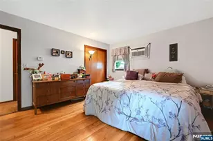 347 Chestnut Ave, South Hackensack Township, NJ 07606 - Photo 19
