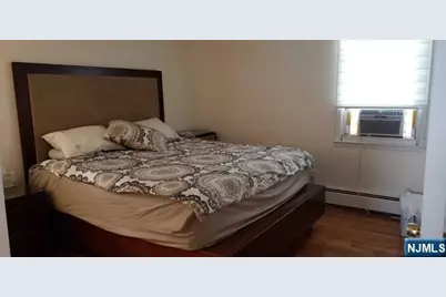 397 Mayer Court 2nd #2nd, Ridgefield, NJ 07657 - Photo 5