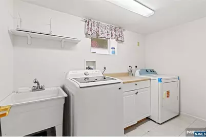 13-07 Willow Street, Fair Lawn, NJ 07410 - Photo 29