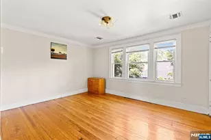 13-07 Willow St, Fair Lawn, NJ 07410 - Photo 17