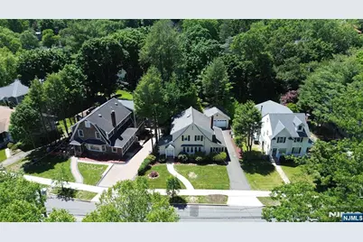 552 Hillcrest Road, Ridgewood, NJ 07450 - Photo 25