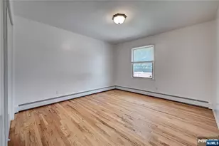 33 Fournier Crescent, Elmwood Park, NJ 07407 - Photo 13