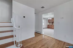 33 Fournier Crescent, Elmwood Park, NJ 07407 - Photo 5