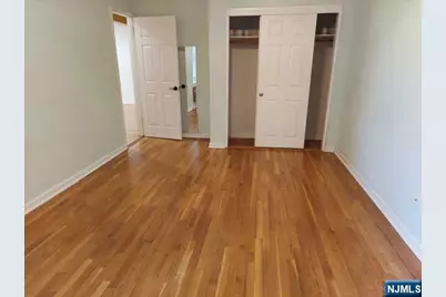 2160 Center 2K #2K, Fort Lee, NJ 07024 - Photo 5