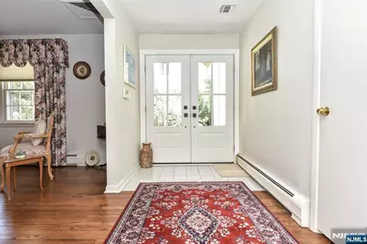 17 Grandview Avenue, Upper Saddle River, NJ 07458 - Photo 11