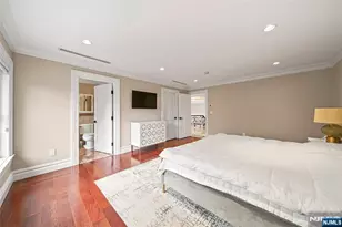 675 Summit St, Englewood Cliffs, NJ 07632 - Photo 33