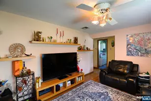271 S Blvd, Saddle Brook Township, NJ 07663 - Photo 5