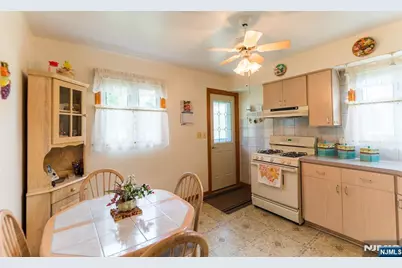 64 Howard Street, Lodi, NJ 07644 - Photo 11