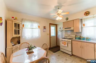 64 Howard St, Lodi, NJ 07644 - Photo 11
