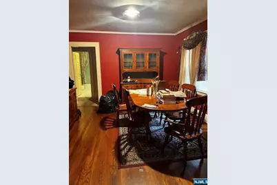 8 Beach Road, Verona, NJ 07044 - Photo 9