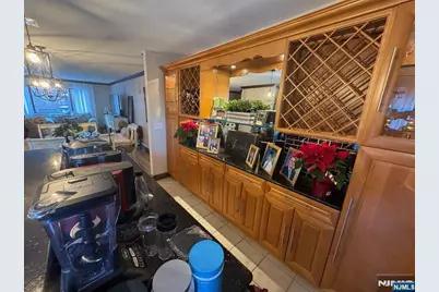 76 Metro Vista, Hawthorne, NJ 07506 - Photo 17