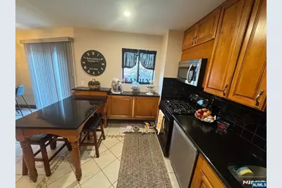 76 Metro Vista, Hawthorne, NJ 07506 - Photo 13