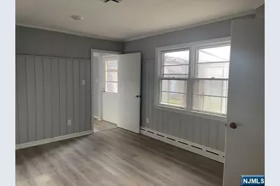 166 Midwood Road, Paramus, NJ 07652 - Photo 15