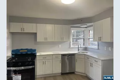 166 Midwood Road, Paramus, NJ 07652 - Photo 5