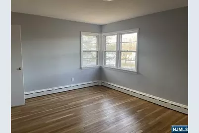 166 Midwood Road, Paramus, NJ 07652 - Photo 9