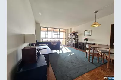 380 Mountain 805 #805, Union City, NJ 07087 - Photo 3